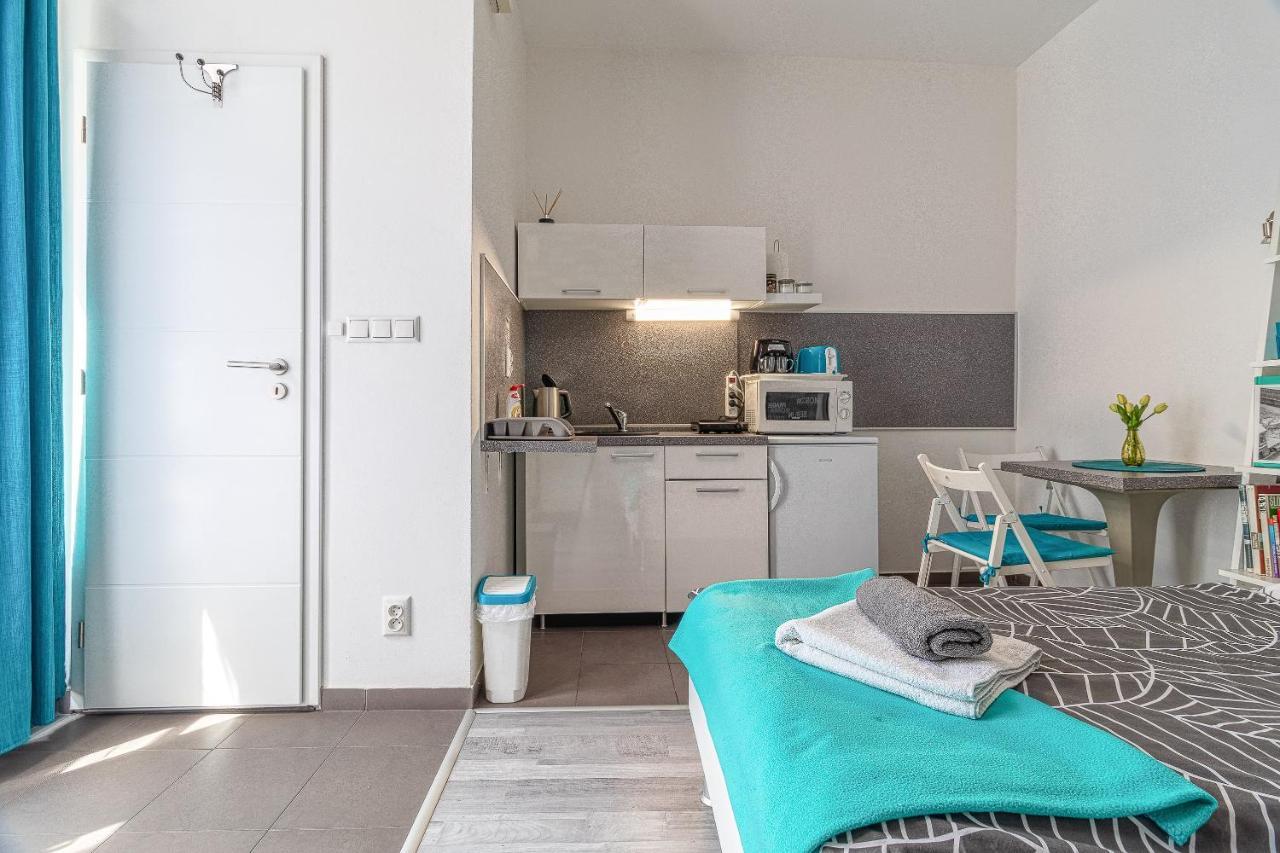 Bratislava -Apartment Near The City Center With A Balcony Экстерьер фото